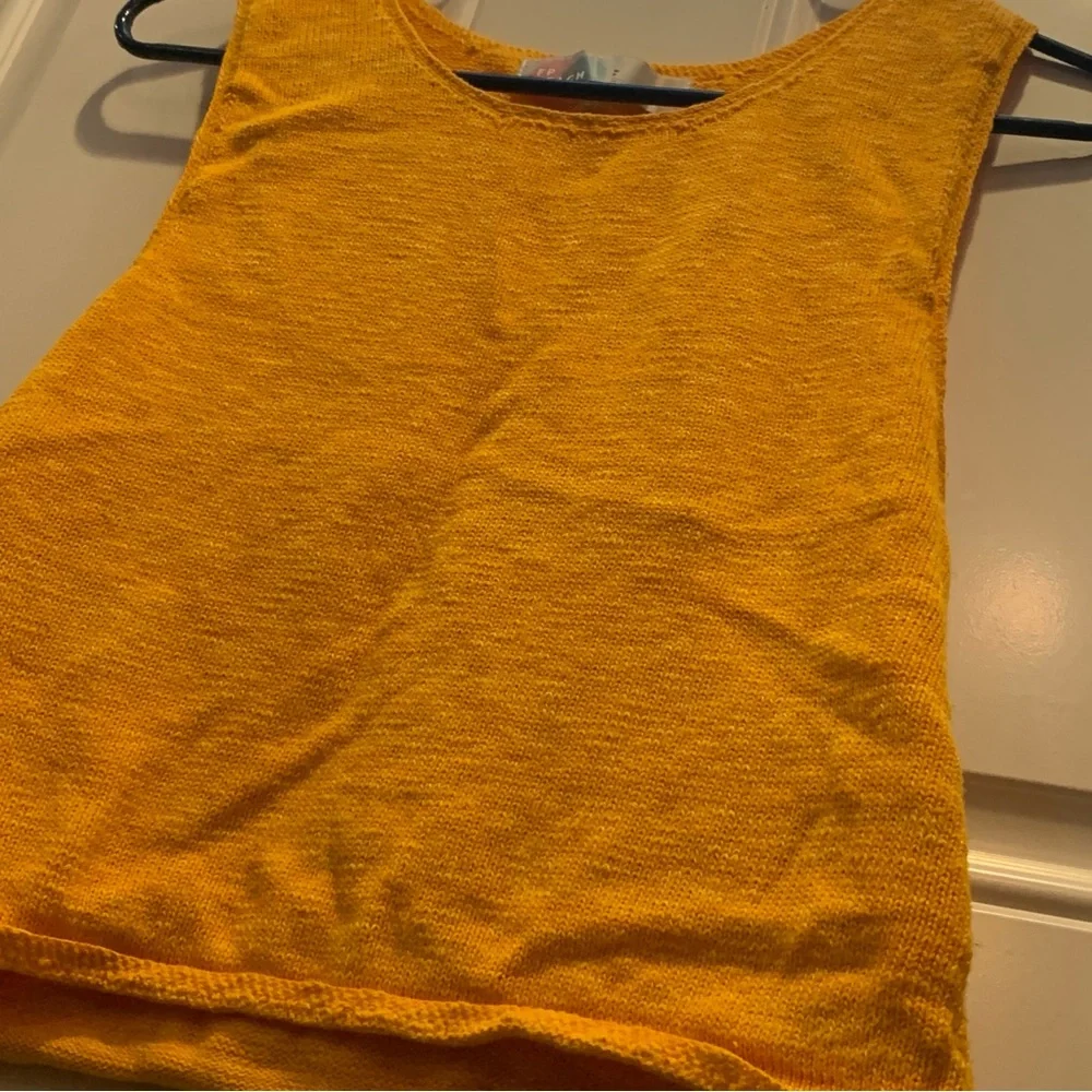 FP Beach Vibrant Gold Orange Boxy Knit Crochet Tank Top Size S/P - Picture 2 of 6